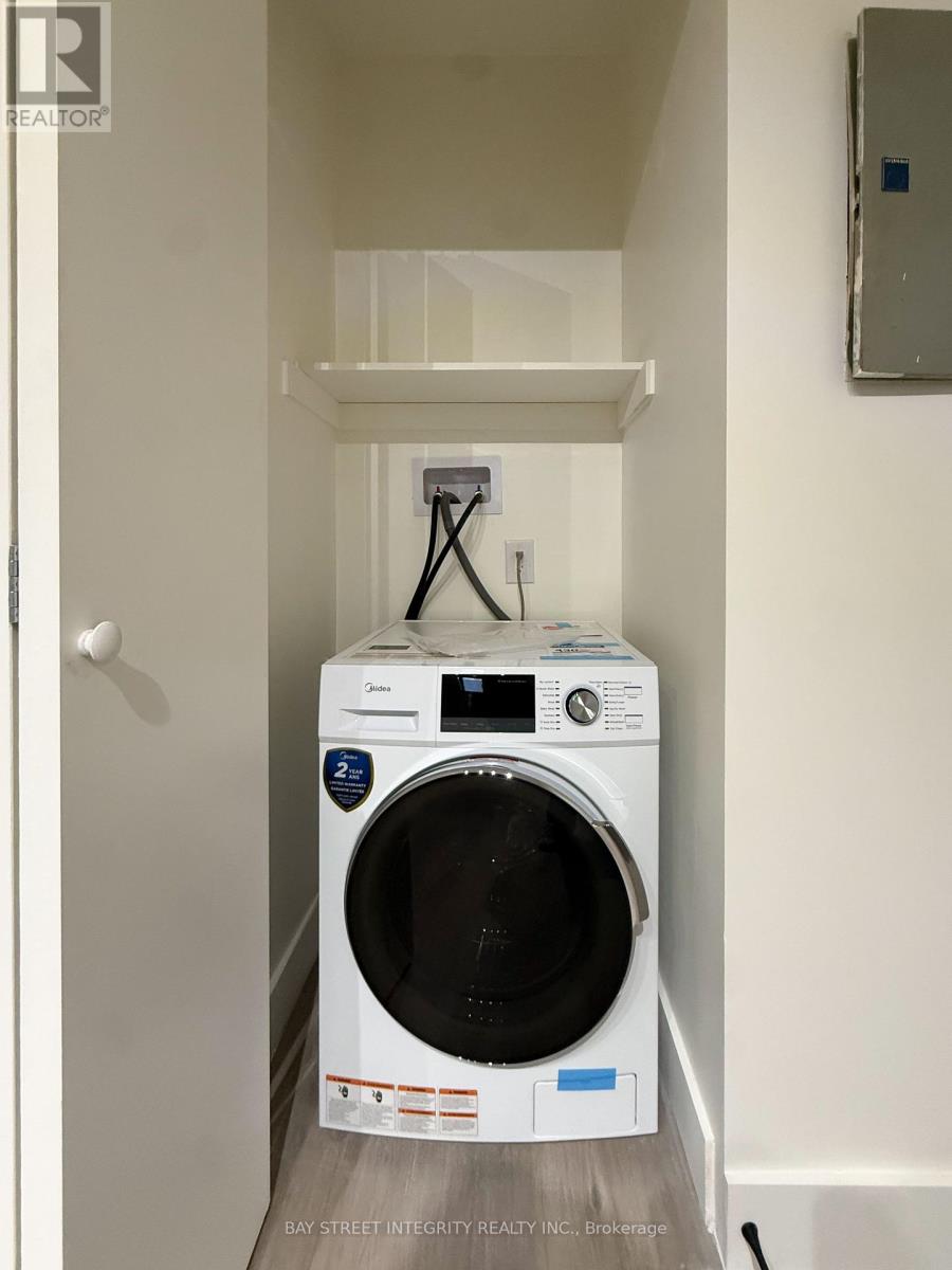 Unit 2 - 678 Queen Street E, Toronto, Ontario  M4M 1G8 - Photo 7 - E13114524