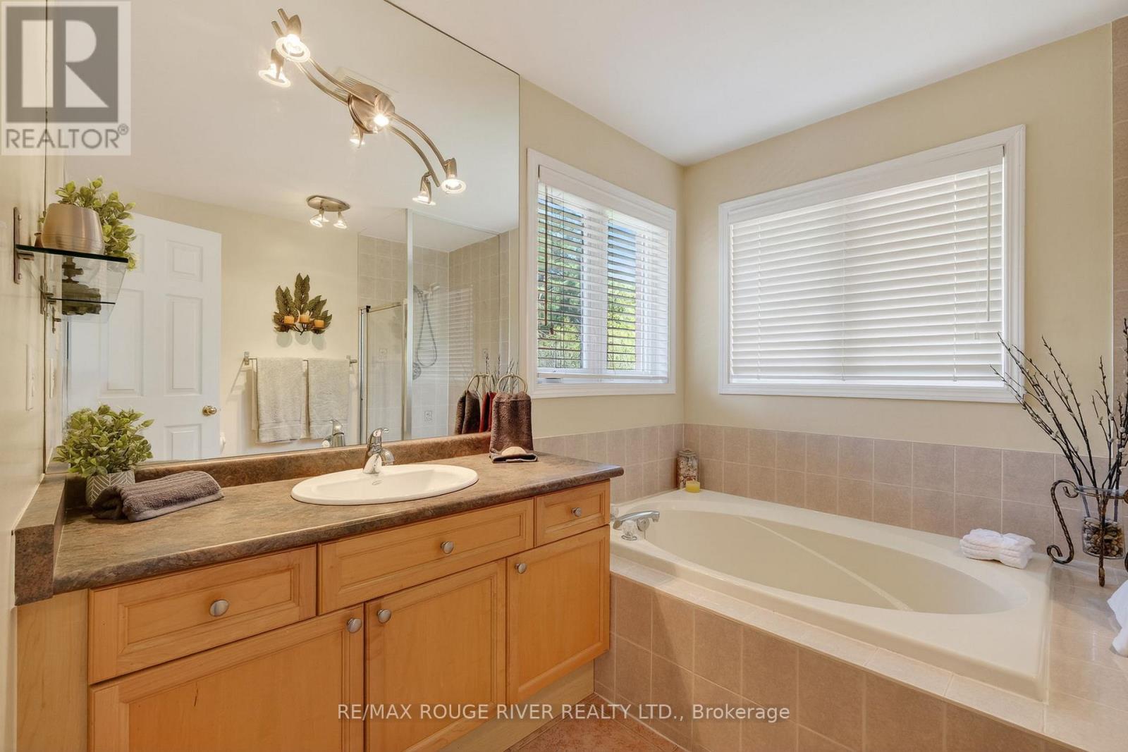 461 Summerpark Crescent, Pickering, Ontario  L1V 7A9 - Photo 26 - E13114558