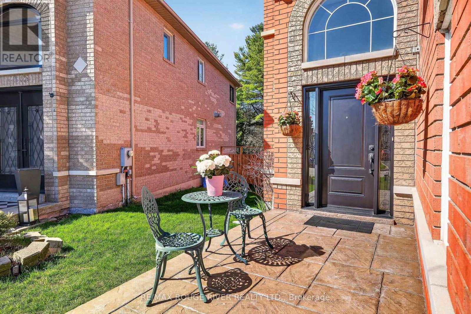 461 Summerpark Crescent, Pickering, Ontario  L1V 7A9 - Photo 6 - E13114558