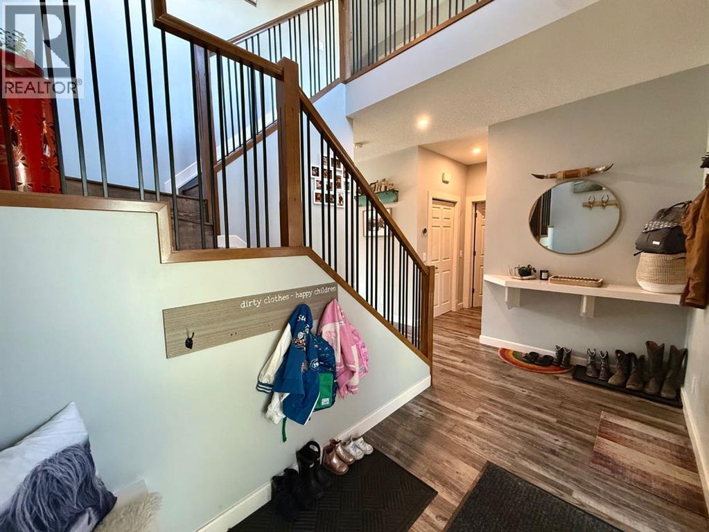 607 Montgomery Close SE, High River, Alberta  T1V 0B7 - Photo 4 - A2302653