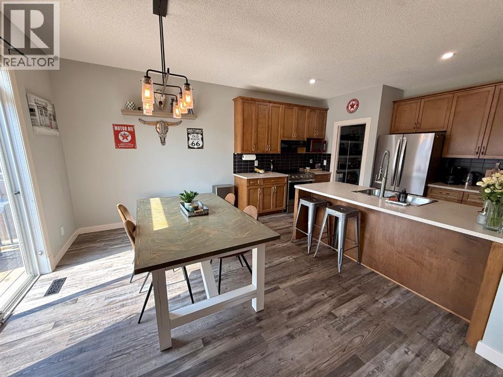 607 Montgomery Close SE, High River, Alberta  T1V 0B7 - Photo 7 - A2302653
