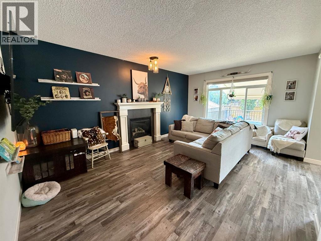607 Montgomery Close SE, High River, Alberta  T1V 0B7 - Photo 5 - A2302653