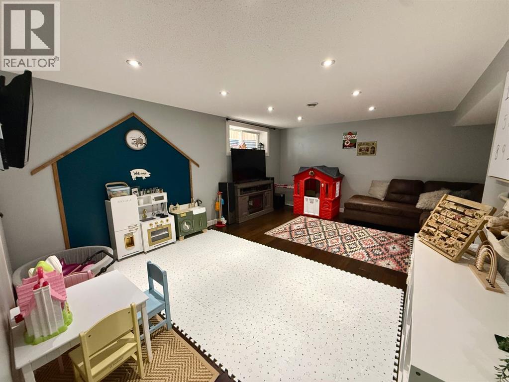 607 Montgomery Close SE, High River, Alberta  T1V 0B7 - Photo 35 - A2302653