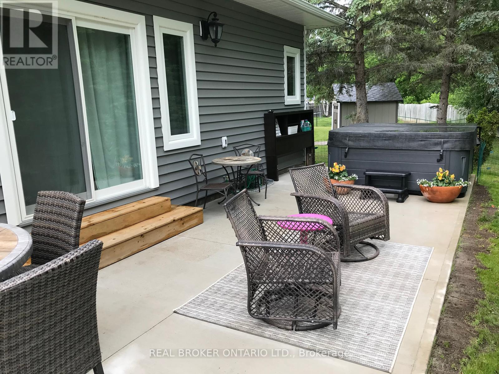 46 Brick Pond Road, Severn, Ontario  L0K 1E0 - Photo 19 - S12959280