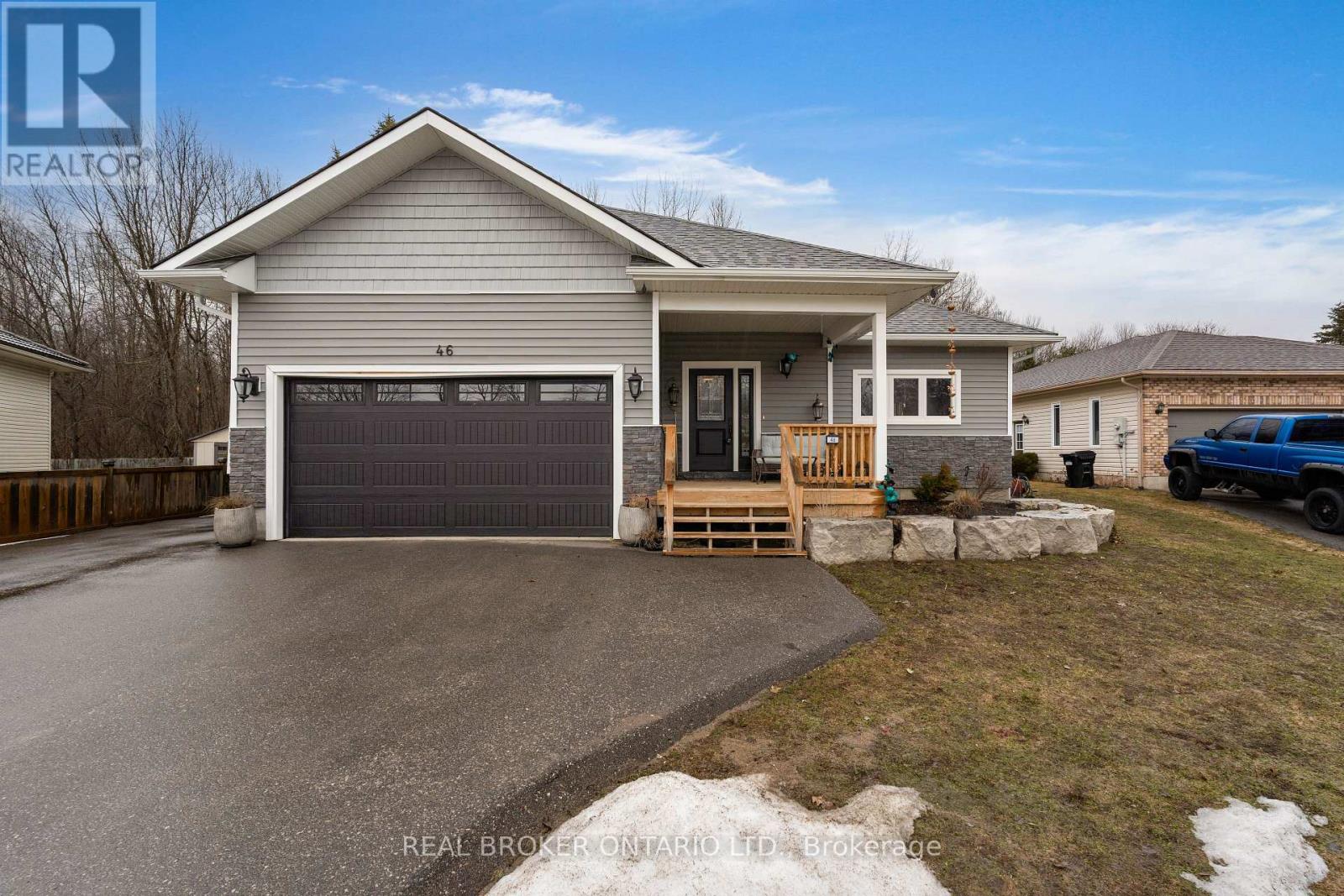 46 Brick Pond Road, Severn, Ontario  L0K 1E0 - Photo 3 - S12959280