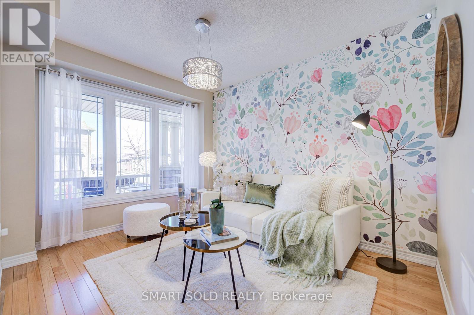 104 Stoyell Drive, Richmond Hill, Ontario  L4E 0M8 - Photo 5 - N13114488