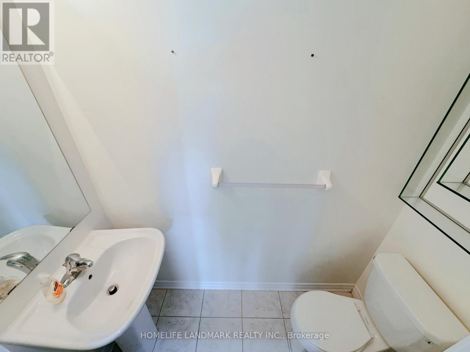 29 Sharbot Lane, Markham, Ontario  L6E 0S7 - Photo 17 - N13114530
