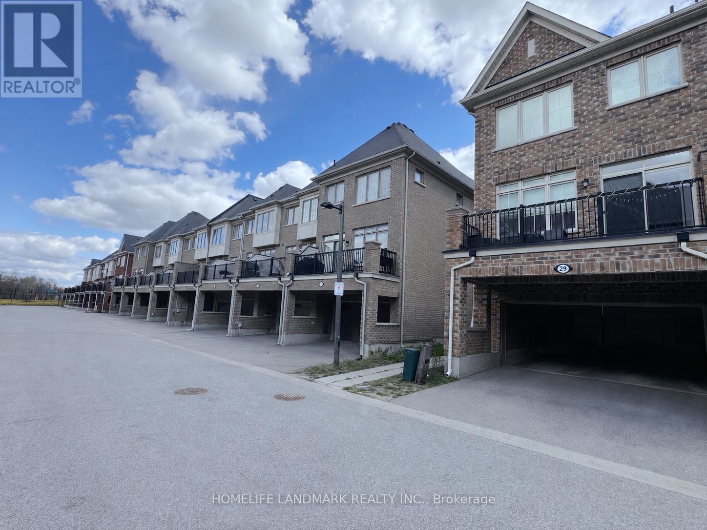 29 Sharbot Lane, Markham, Ontario  L6E 0S7 - Photo 2 - N13114530