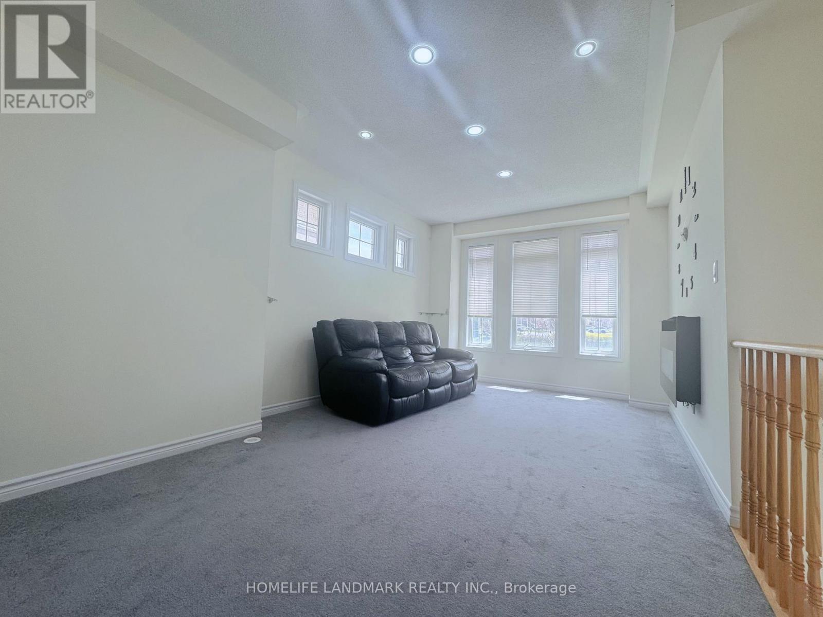 29 Sharbot Lane, Markham, Ontario  L6E 0S7 - Photo 9 - N13114530