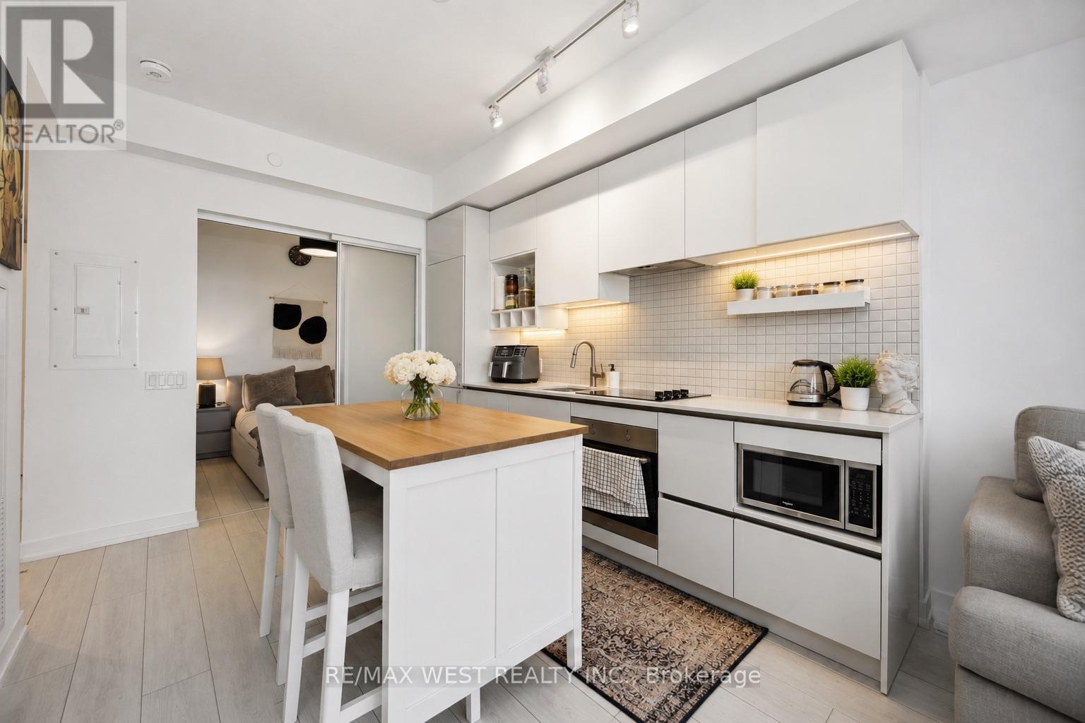 4607 - 898 Portage Parkway, Vaughan, Ontario  L4K 0J6 - Photo 4 - N13114562