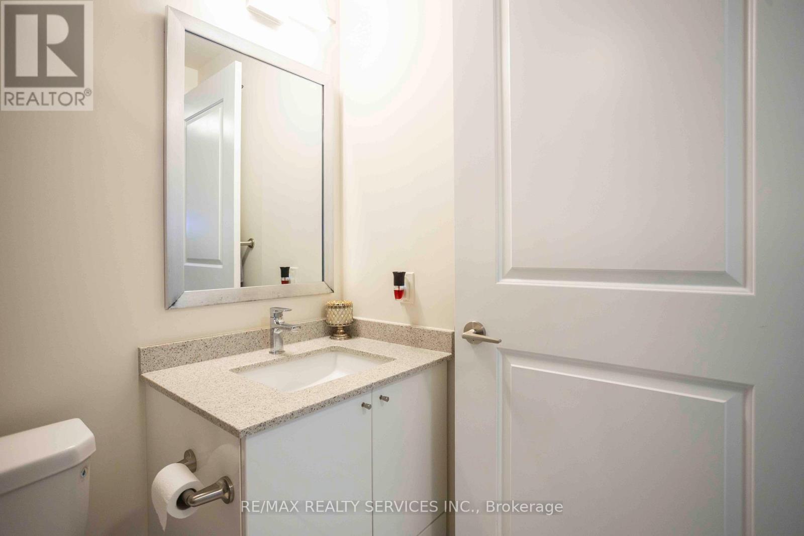 918 - 35 Watergarden Drive W, Mississauga, Ontario  L5R 0G8 - Photo 11 - W13114500