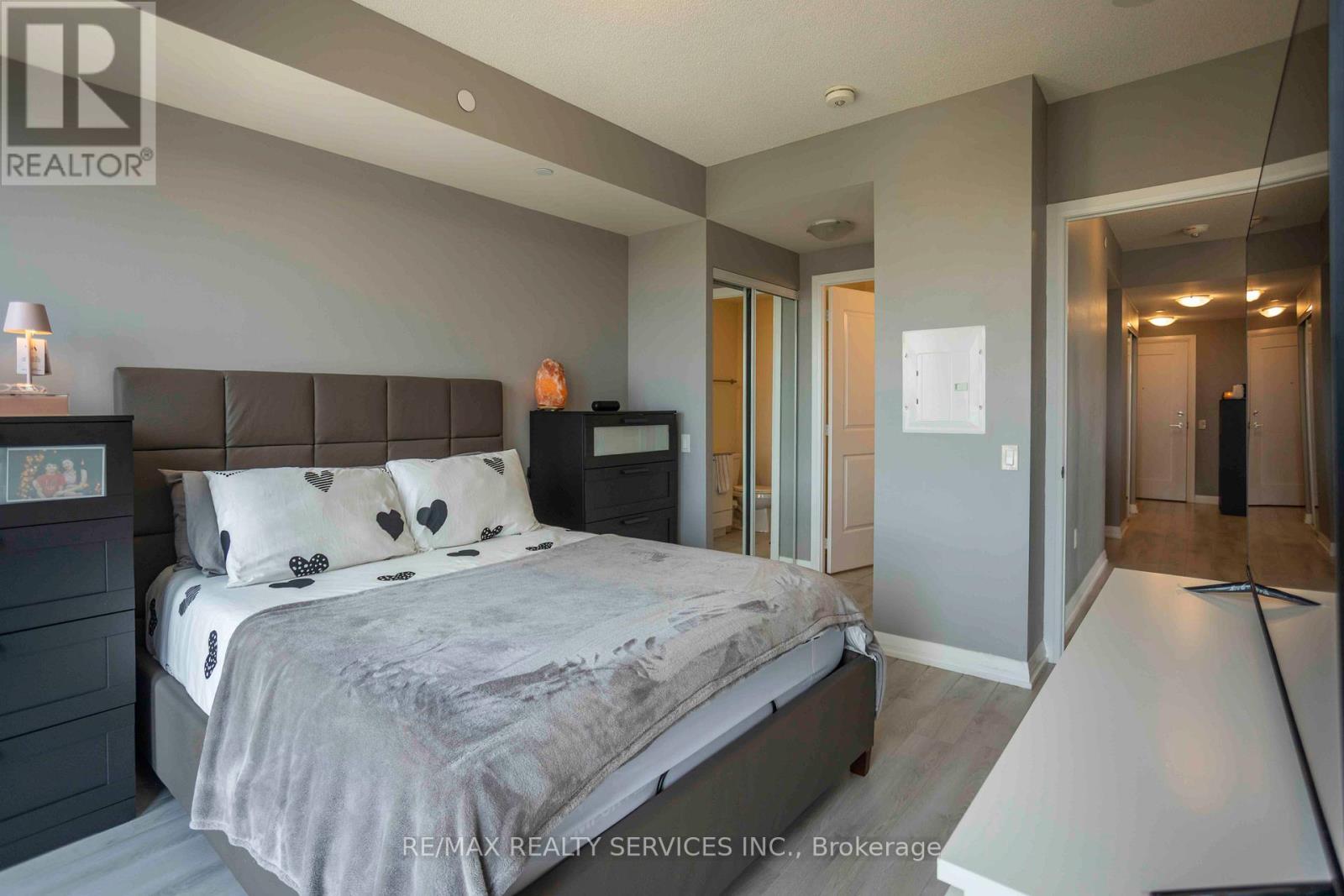 918 - 35 Watergarden Drive W, Mississauga, Ontario  L5R 0G8 - Photo 17 - W13114500