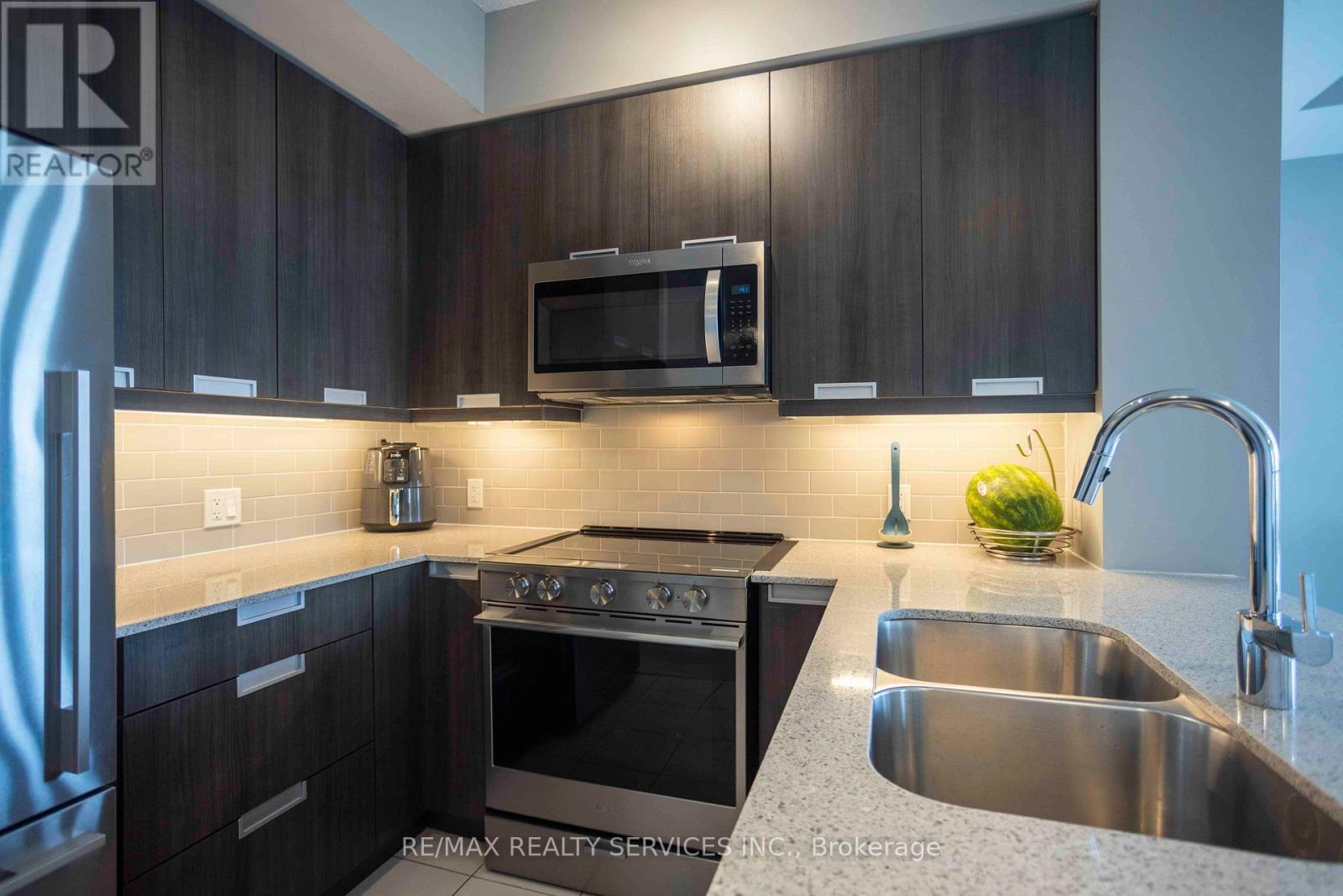 918 - 35 Watergarden Drive W, Mississauga, Ontario  L5R 0G8 - Photo 22 - W13114500