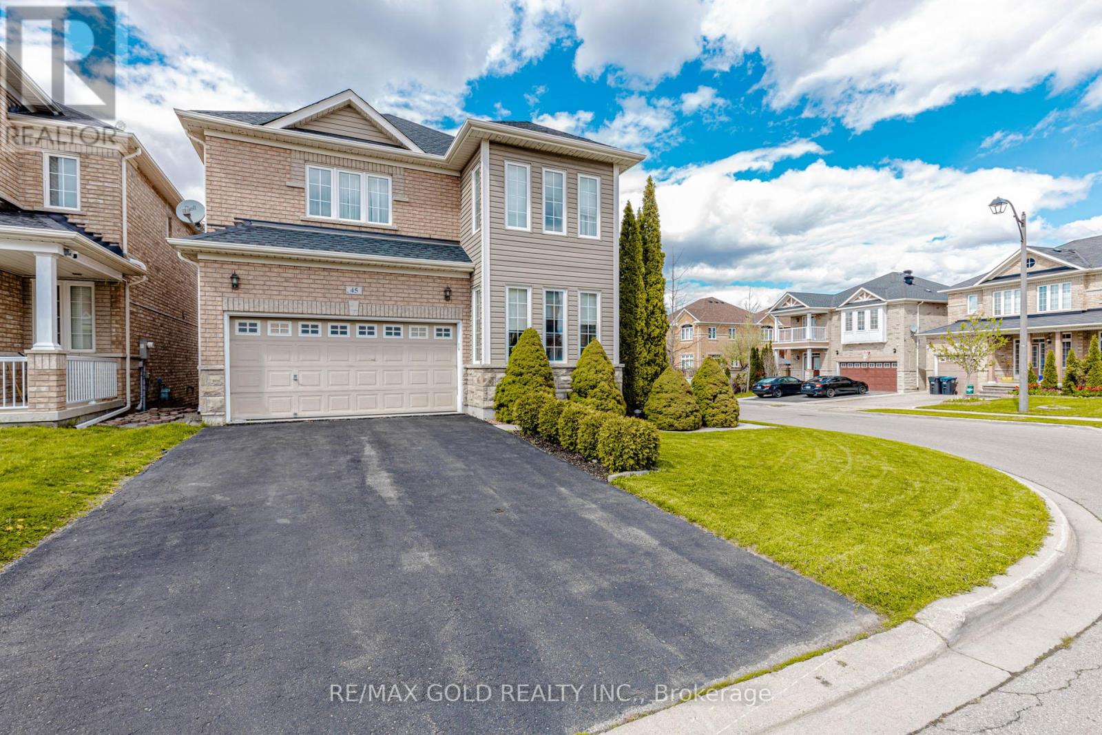 45 Fishing Crescent, Brampton, Ontario  L6V 4S4 - Photo 3 - W13114506