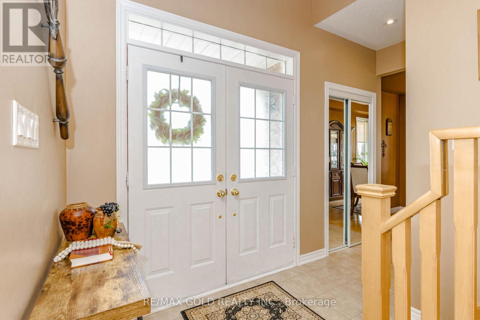 45 Fishing Crescent, Brampton, Ontario  L6V 4S4 - Photo 6 - W13114506