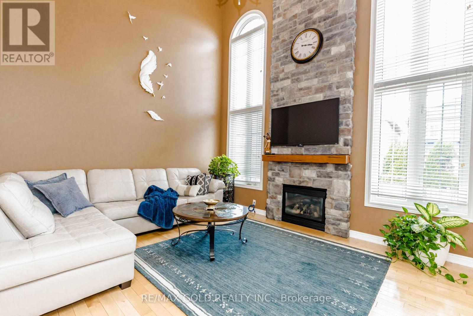 45 Fishing Crescent, Brampton, Ontario  L6V 4S4 - Photo 7 - W13114506