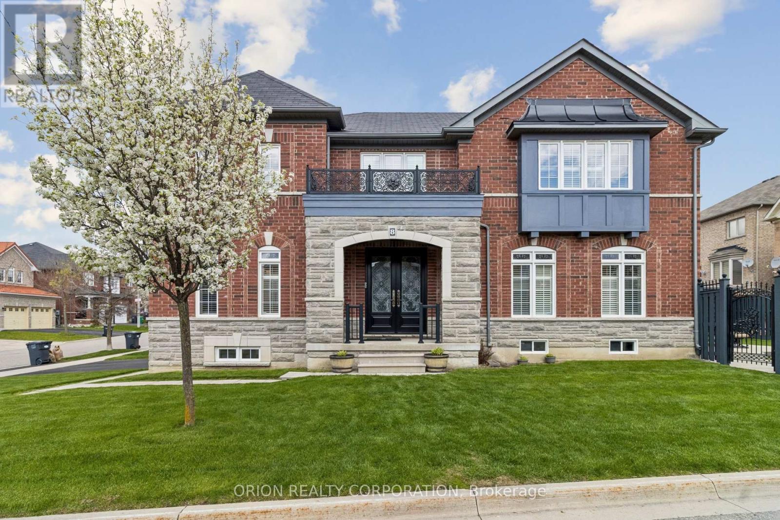 8 Seastar Road, Brampton, Ontario  L6Y 0N9 - Photo 5 - W13114540