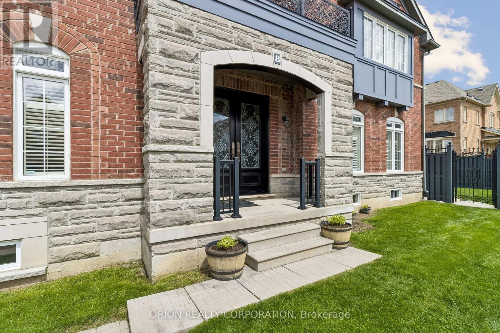 8 Seastar Road, Brampton, Ontario  L6Y 0N9 - Photo 8 - W13114540