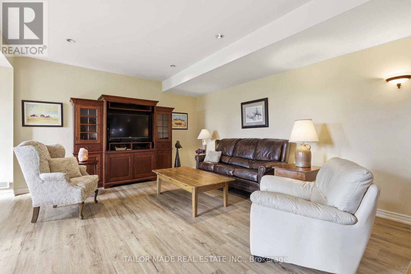 1749 Station Road, Caledon, Ontario  L7C 3L2 - Photo 37 - W13114550