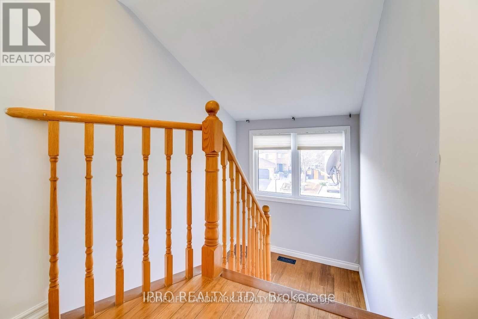 1109 Lindsay Drive, Oakville, Ontario  L6M 3B4 - Photo 22 - W13114552