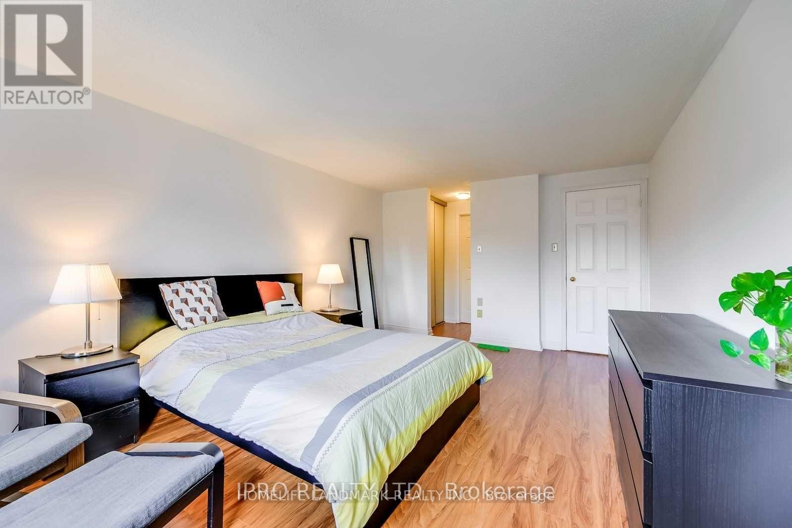 1109 Lindsay Drive, Oakville, Ontario  L6M 3B4 - Photo 25 - W13114552