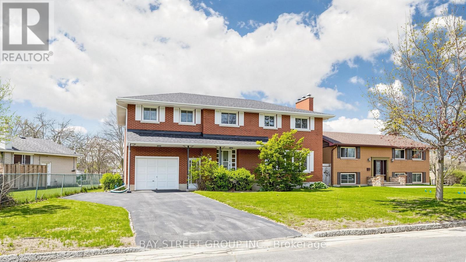 14 Machar Place, Kingston, Ontario  K7M 1L6 - Photo 3 - X13114546