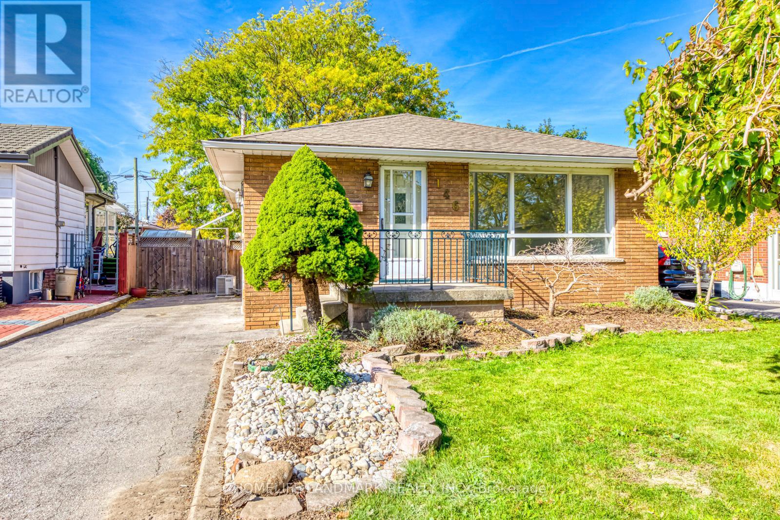 146 Manning Avenue, Hamilton, Ontario  L9A 3G2 - Photo 2 - X13114548