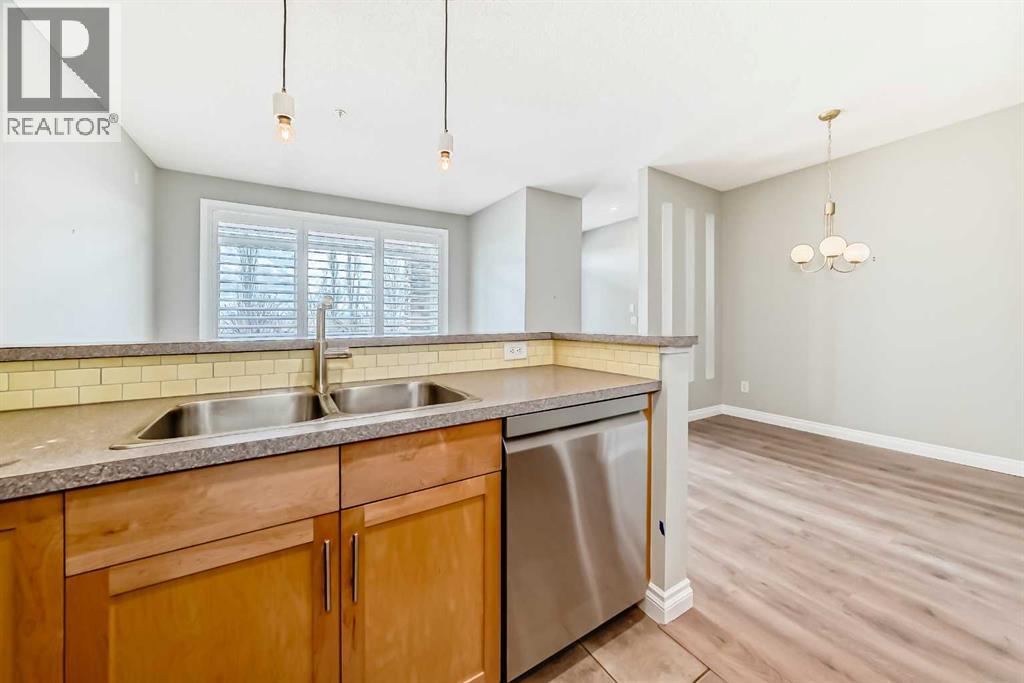 2, 132 Rockyledge View NW, Calgary, Alberta  T3G 5Y3 - Photo 11 - A2309337