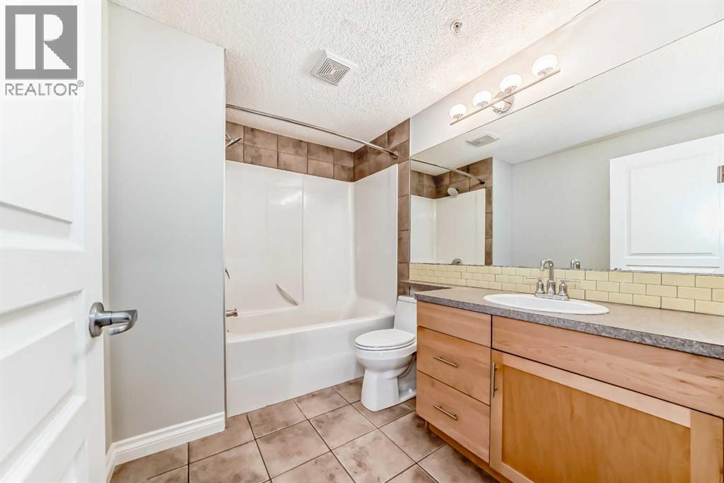 2, 132 Rockyledge View NW, Calgary, Alberta  T3G 5Y3 - Photo 23 - A2309337