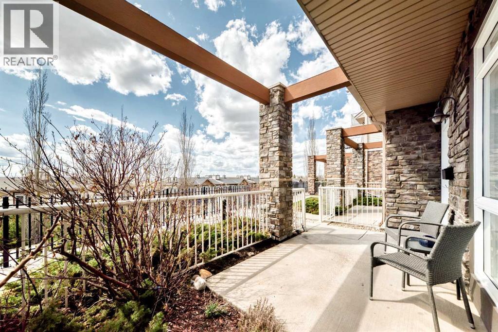 2, 132 Rockyledge View NW, Calgary, Alberta  T3G 5Y3 - Photo 4 - A2309337