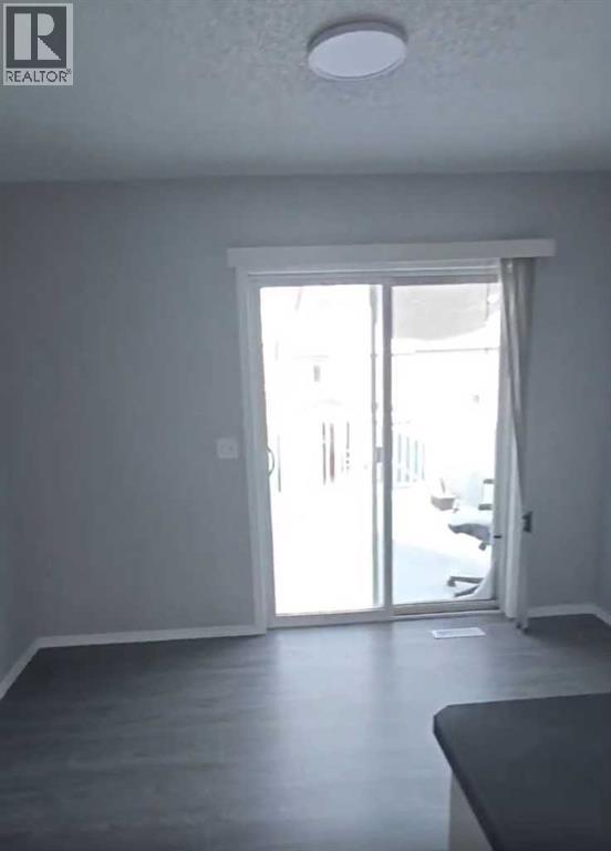 40 Covepark Place Ne, Calgary, Alberta  T3K 5Z8 - Photo 4 - A2309342