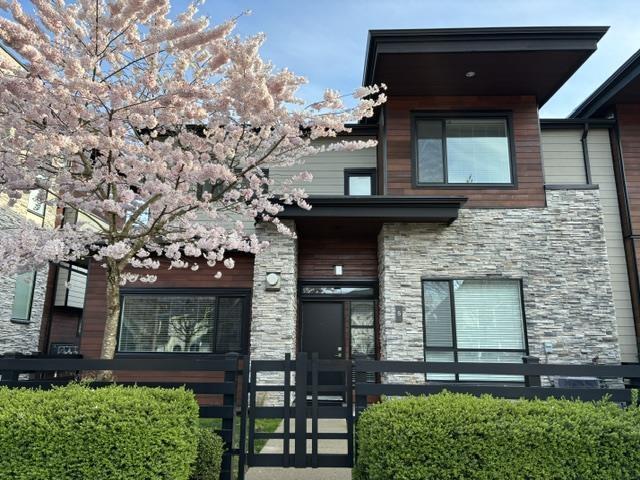5 15688 28 Avenue, Surrey, British Columbia  V3Z 0N1 - Photo 2 - R3121236