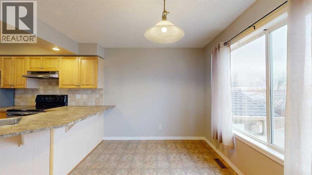 10, 200 Arabian Drive, Fort Mcmurray, Alberta  T9H 5S2 - Photo 5 - A2269604