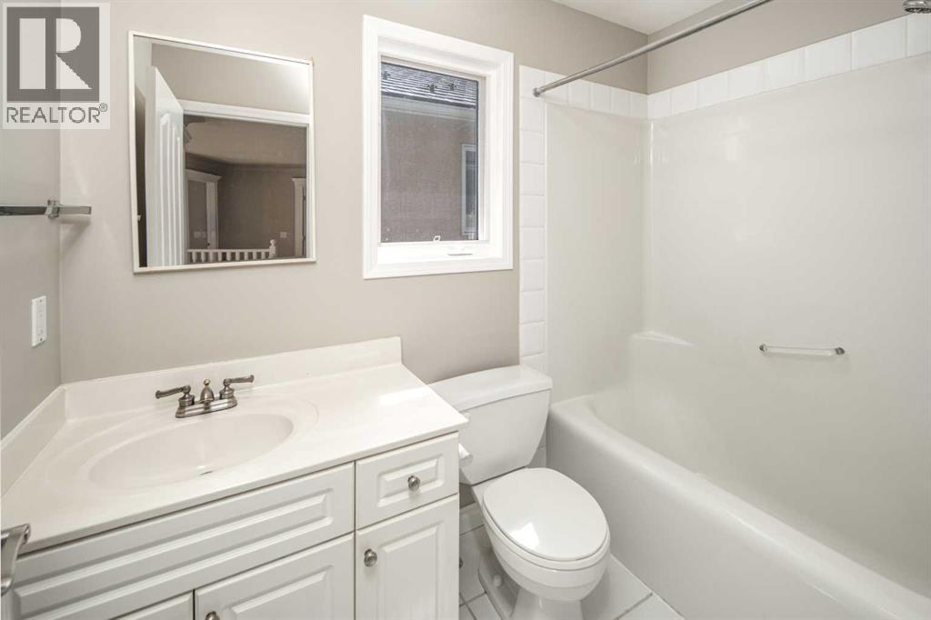 79 Hamptons Heights Nw, Calgary, Alberta  T3A 5W1 - Photo 33 - A2285054