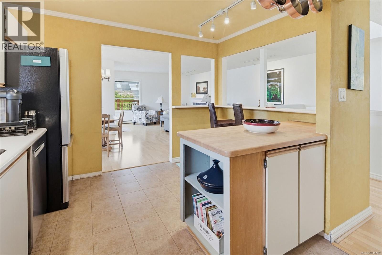 468 Admirals Rd, Esquimalt, British Columbia  V9A 2N1 - Photo 23 - 1034732