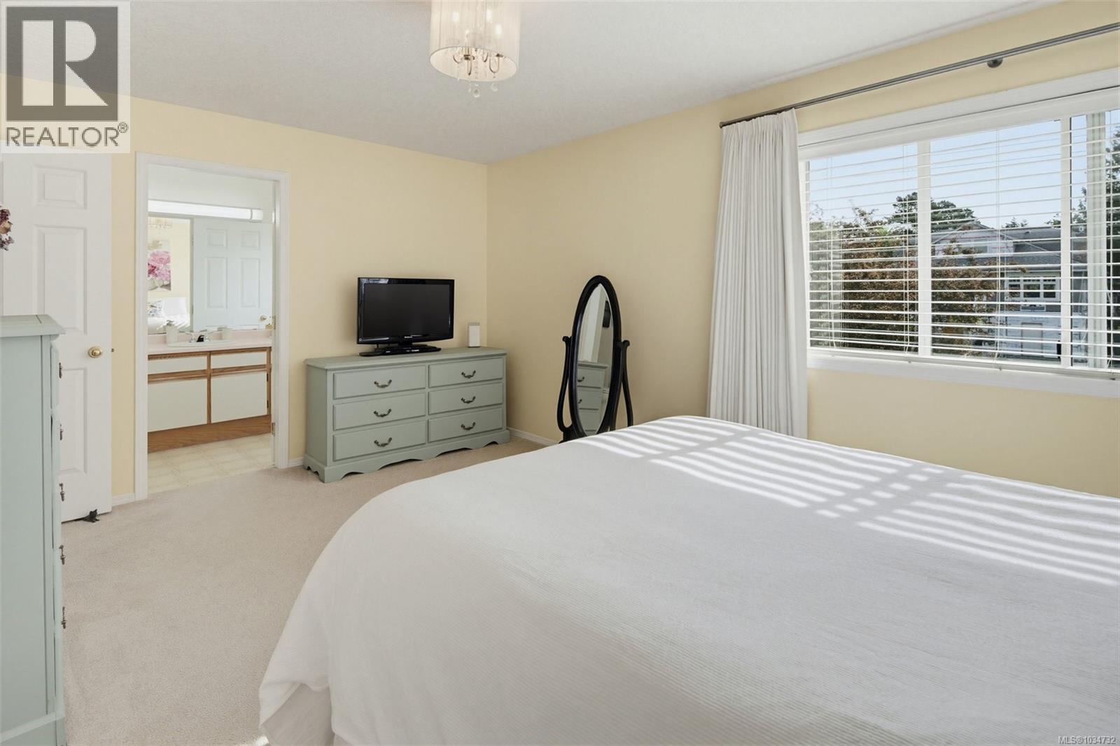 468 Admirals Rd, Esquimalt, British Columbia  V9A 2N1 - Photo 29 - 1034732