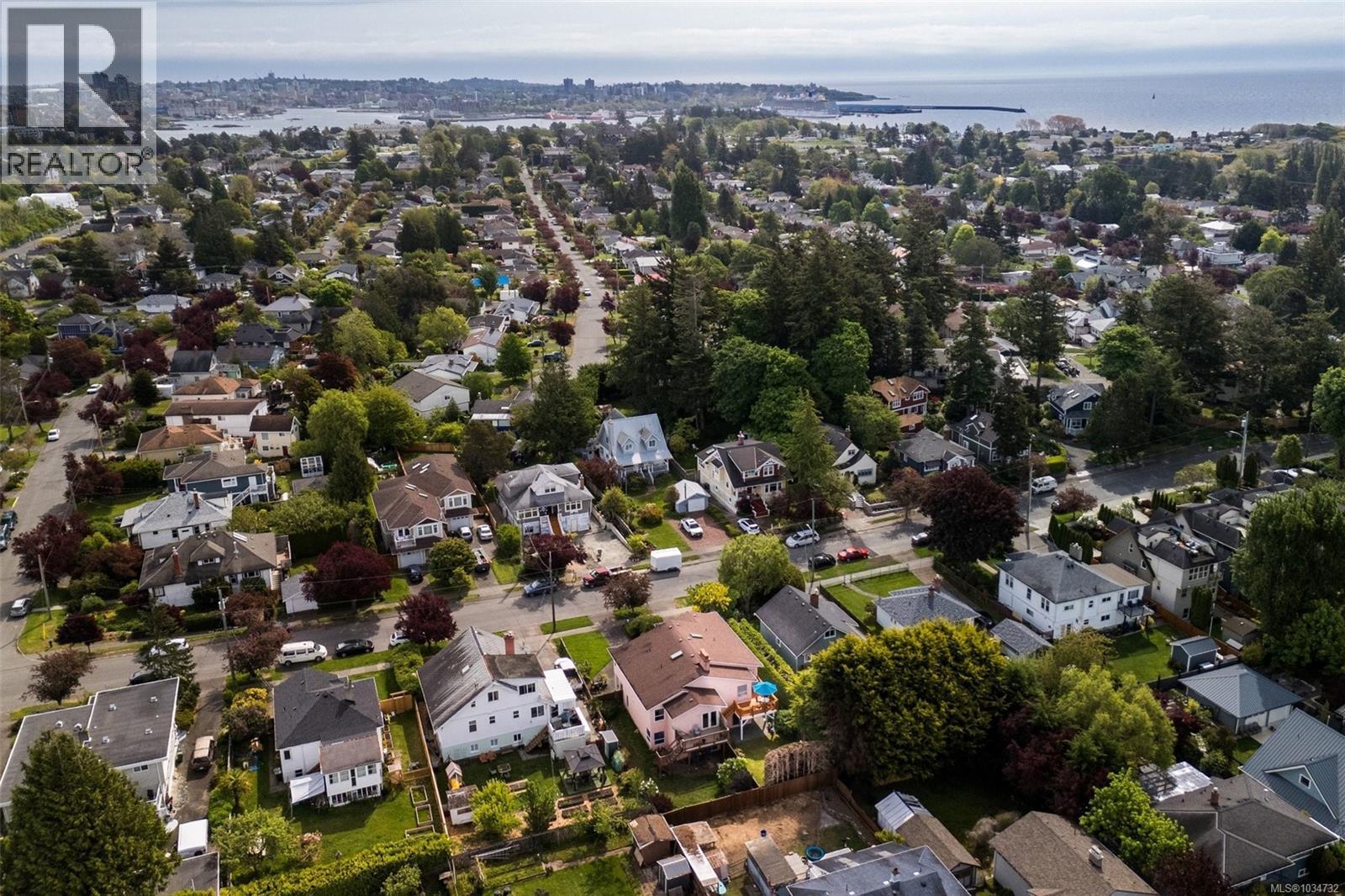 468 Admirals Rd, Esquimalt, British Columbia  V9A 2N1 - Photo 45 - 1034732