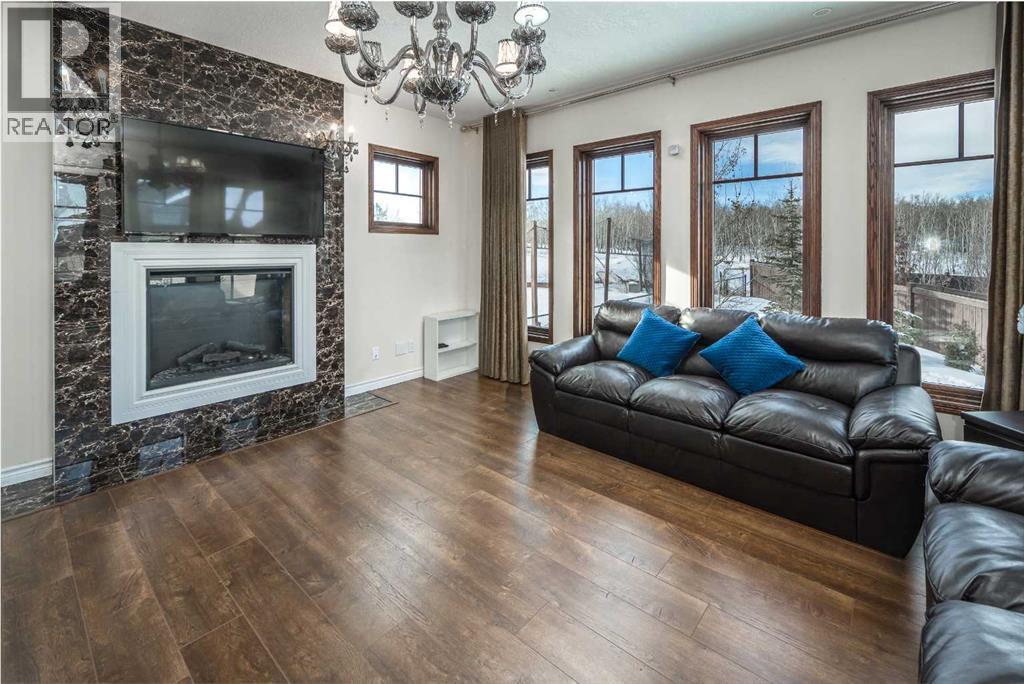 5 Elveden Point Sw, Calgary, Alberta  T3H 3X8 - Photo 44 - A2297598
