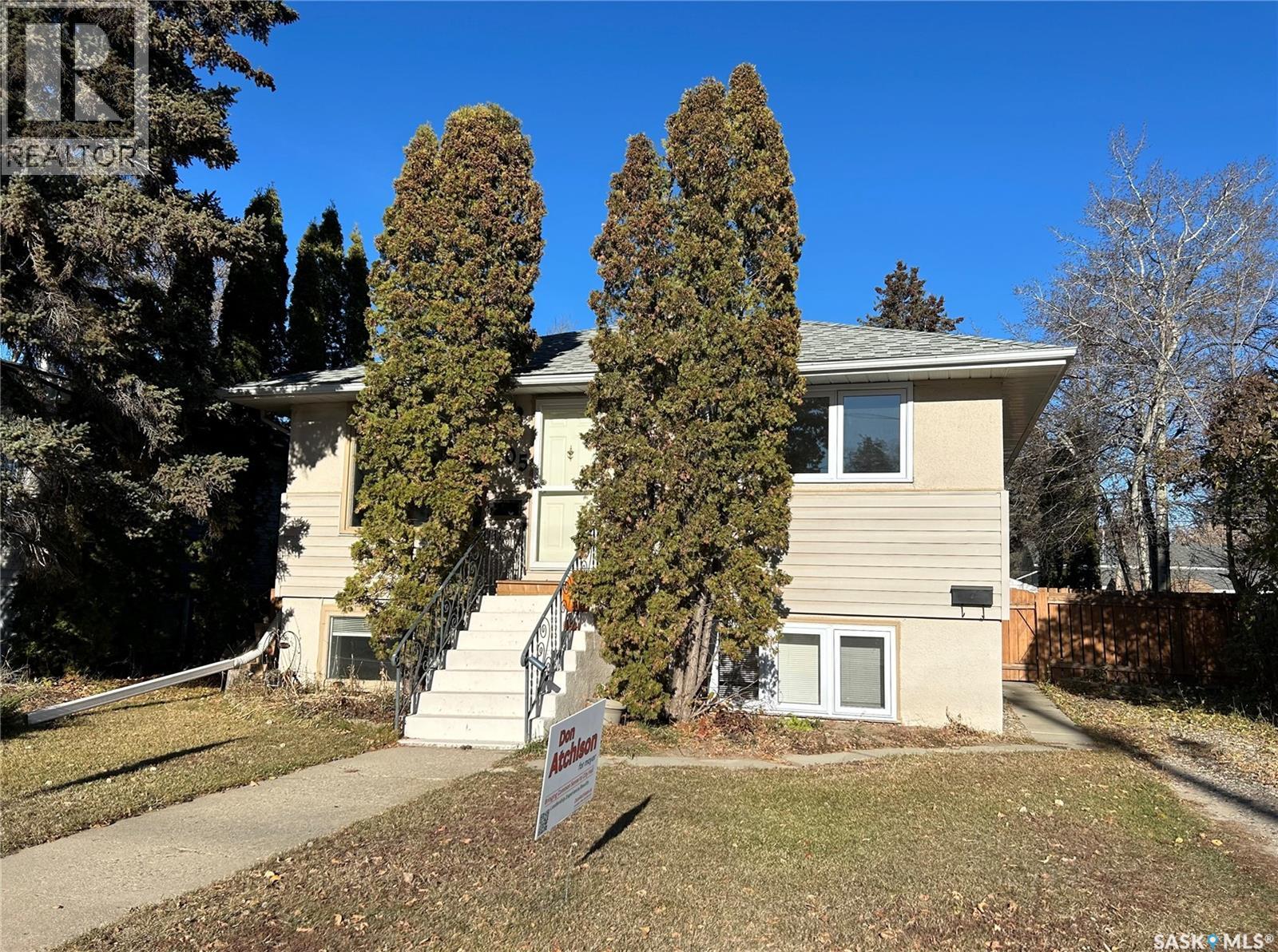 305 Ruth Street E, Saskatoon, Saskatchewan  S7J 0L2 - Photo 1 - SK035593
