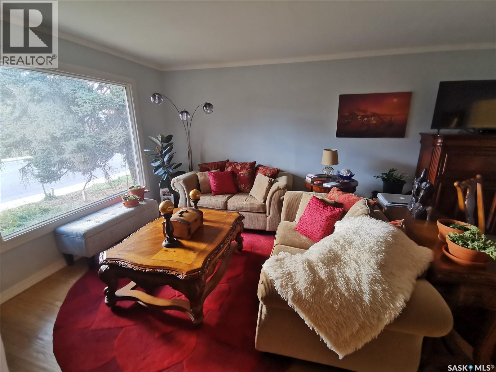 305 Ruth Street E, Saskatoon, Saskatchewan  S7J 0L2 - Photo 5 - SK035593