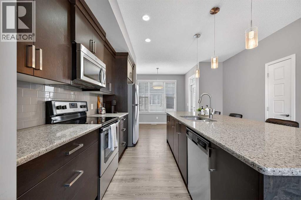 258 New Brighton Walk Se, Calgary, Alberta  T2Z 5C7 - Photo 5 - A2306299
