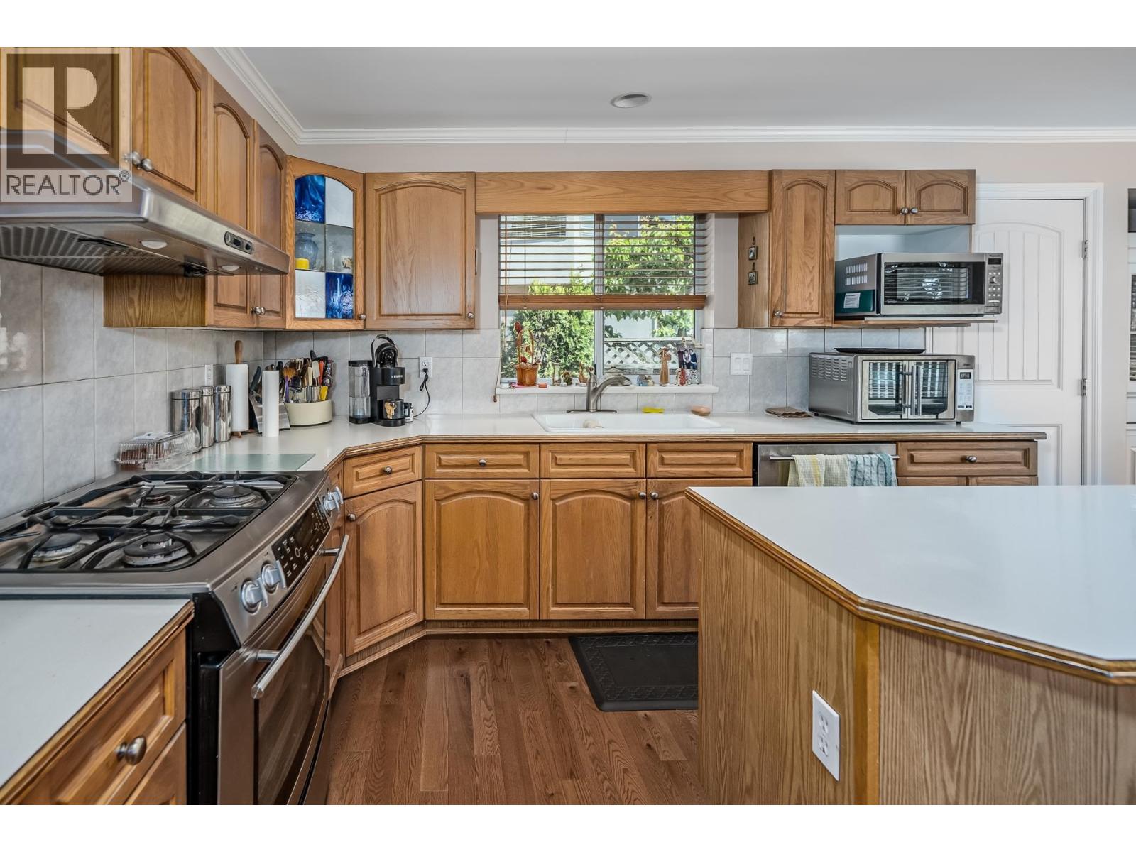 1320 Noons Creek Drive, Coquitlam, British Columbia  V3H 4C2 - Photo 9 - R3119591