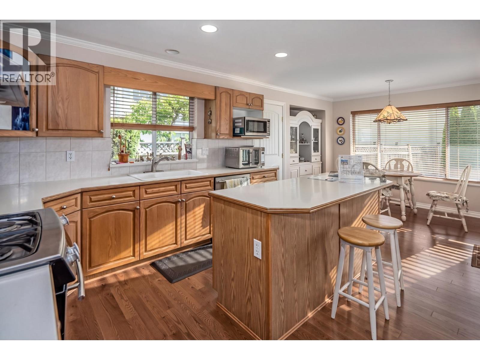 1320 Noons Creek Drive, Coquitlam, British Columbia  V3H 4C2 - Photo 8 - R3119591