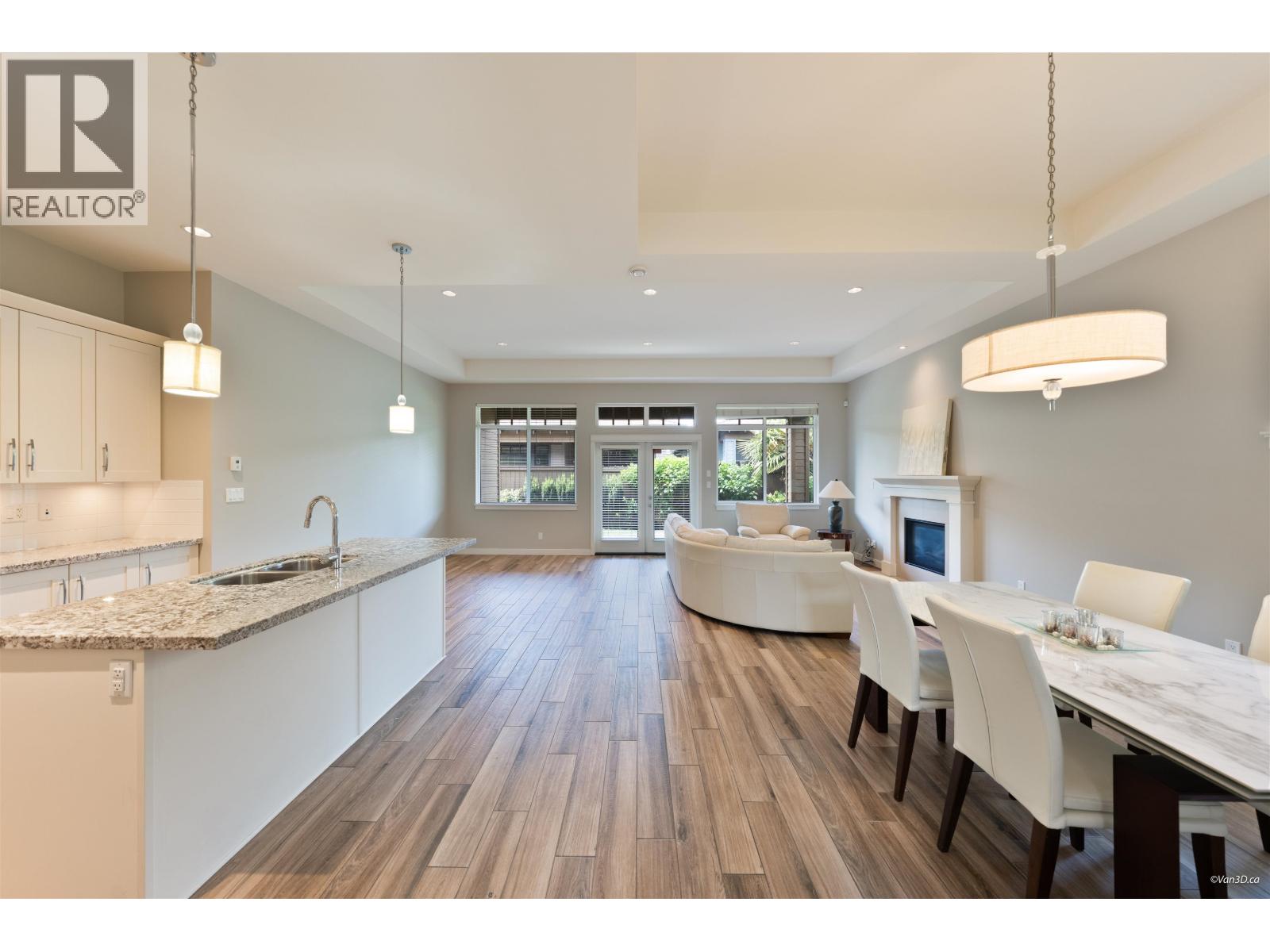 1605 Fir Springs Lane, Tsawwassen, British Columbia  V4M 0A7 - Photo 3 - R3122032