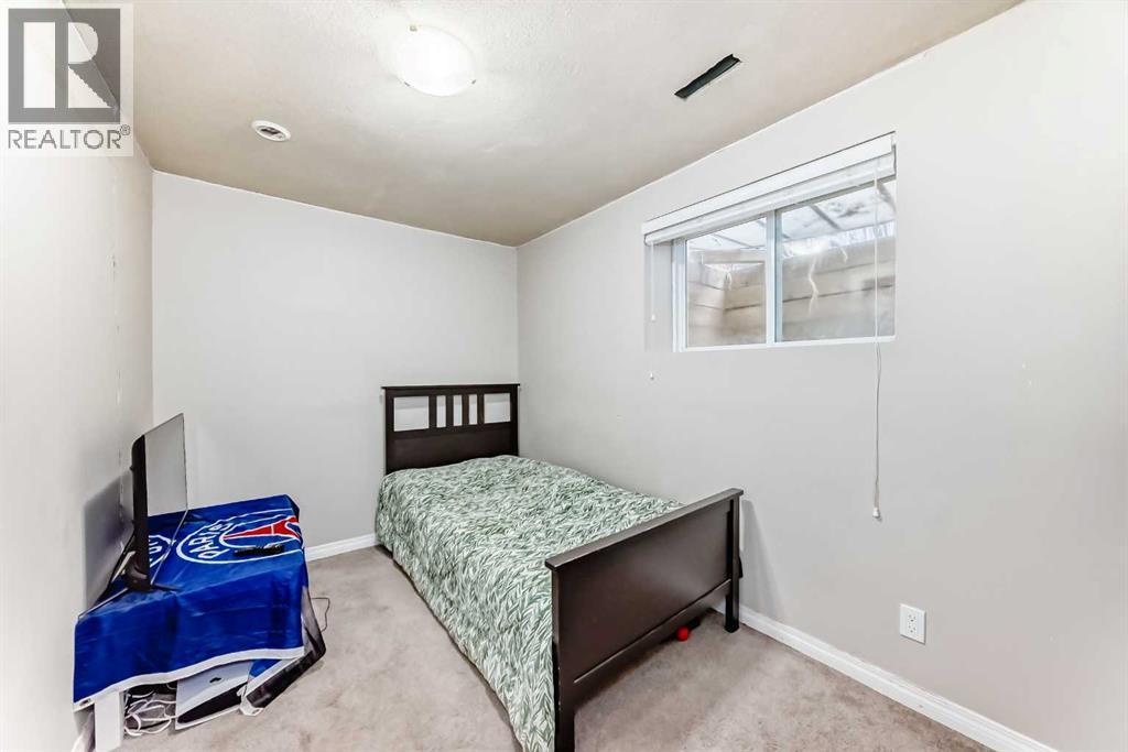 19 Castlepark Way Ne, Calgary, Alberta  T3J 1R7 - Photo 44 - A2297081