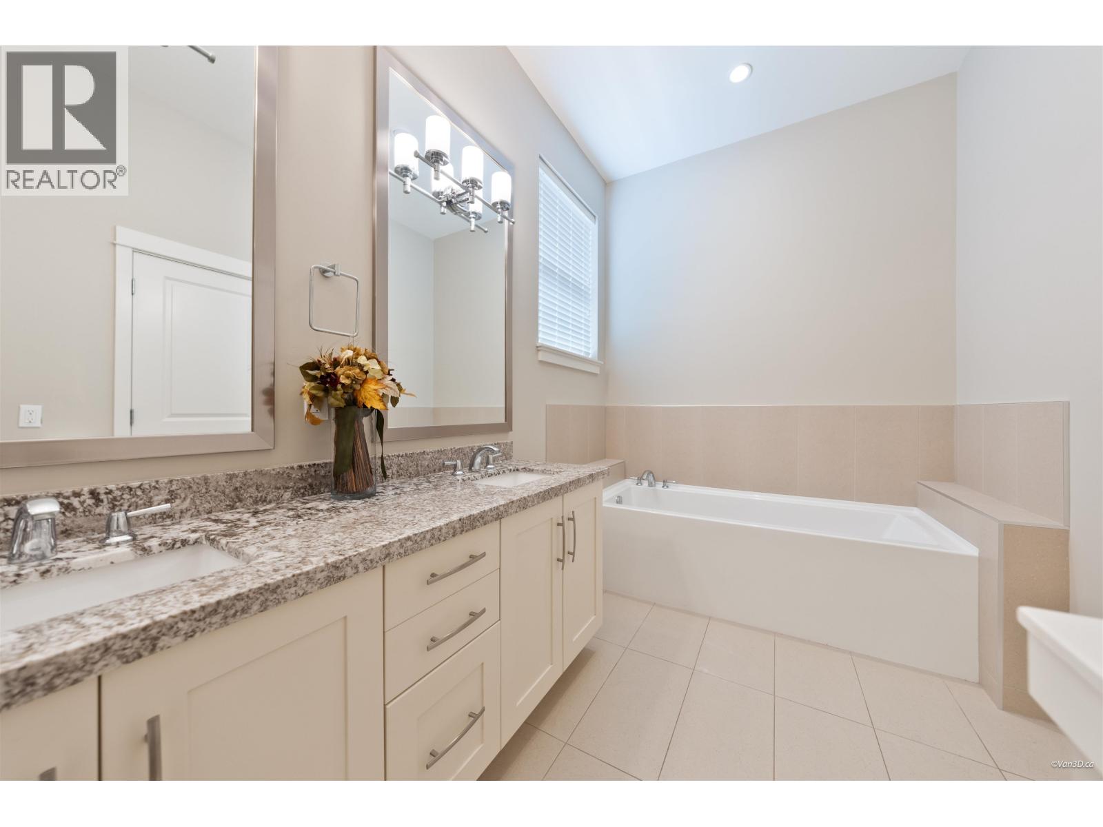 1605 Fir Springs Lane, Tsawwassen, British Columbia  V4M 0A7 - Photo 24 - R3122032
