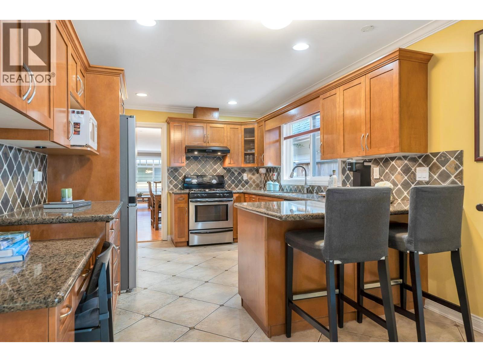 950 Seymour Boulevard, North Vancouver, British Columbia  V7J 2J8 - Photo 15 - R3104982