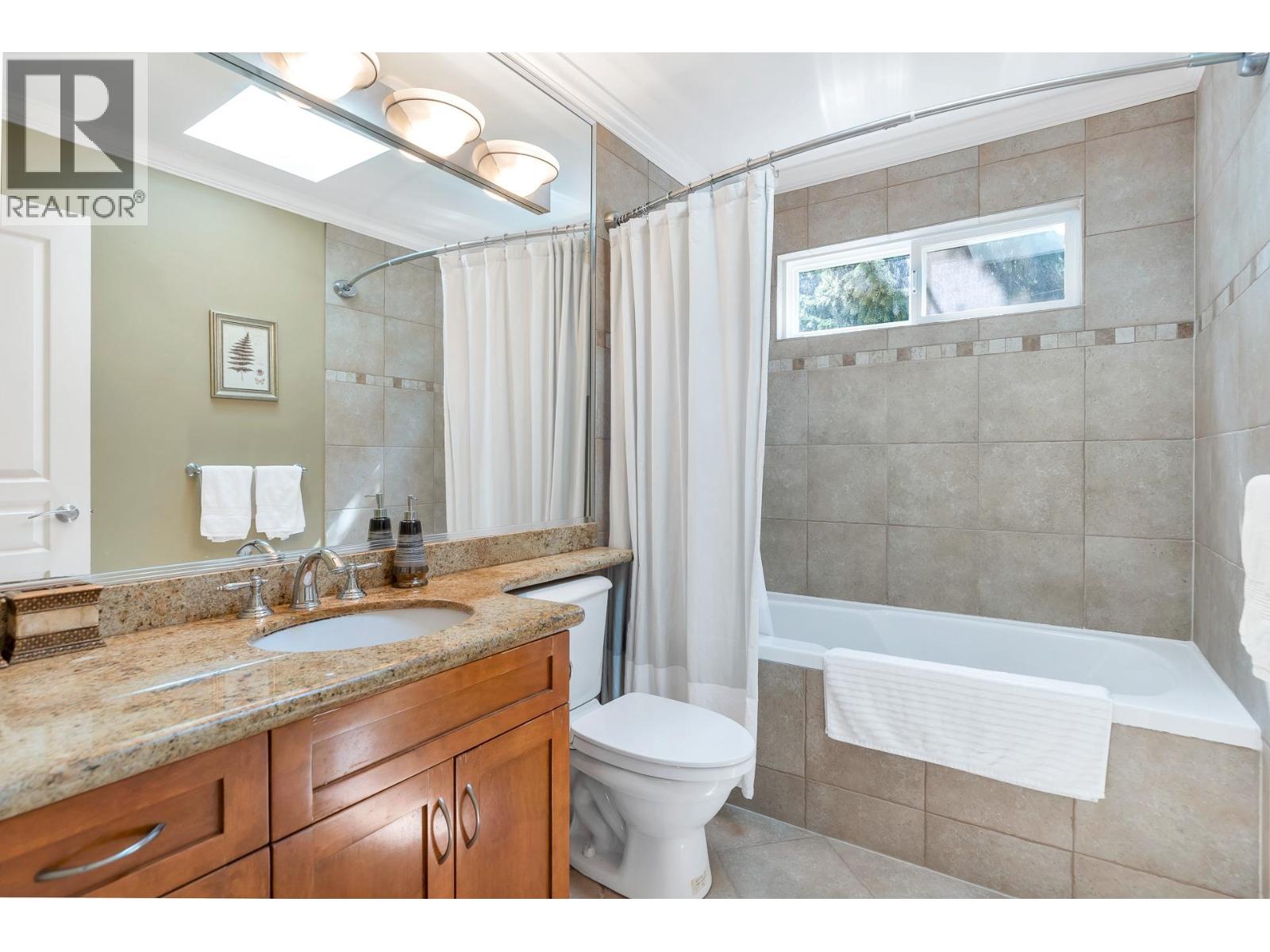 950 Seymour Boulevard, North Vancouver, British Columbia  V7J 2J8 - Photo 32 - R3104982