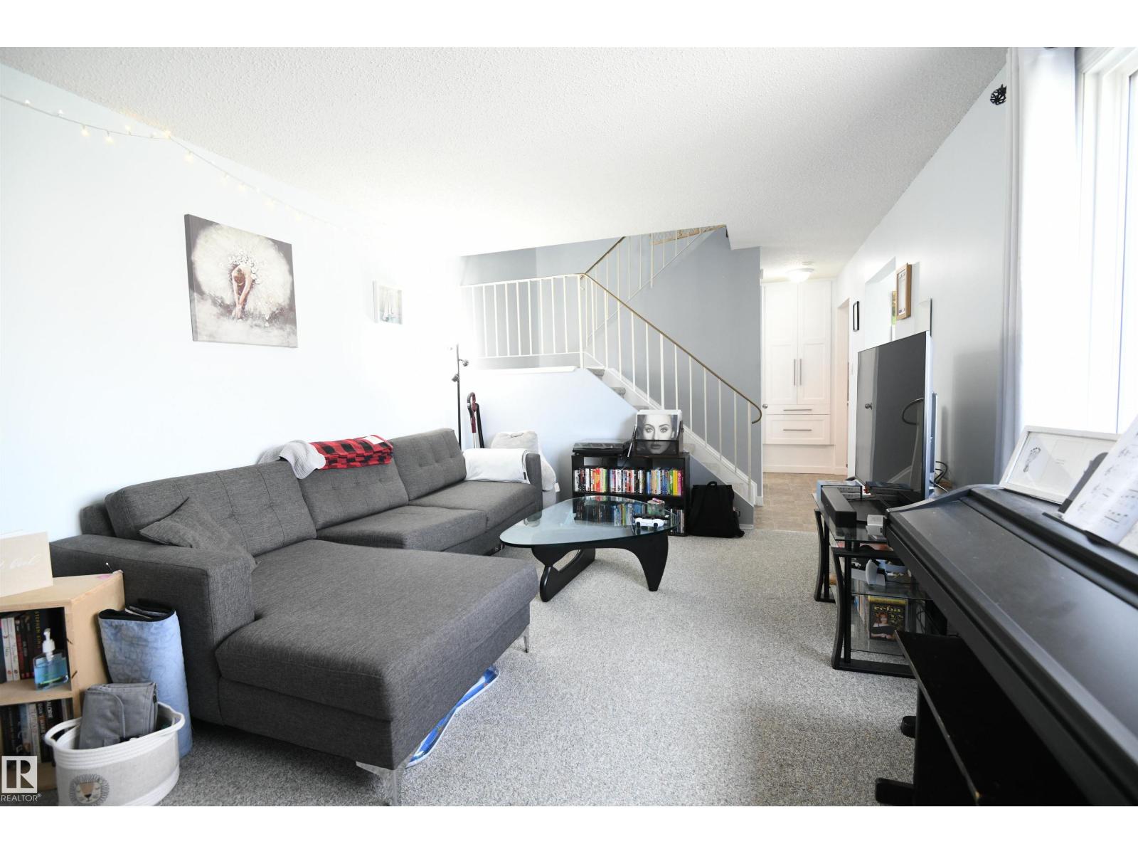 5823 Riverbend Rd Nw, Edmonton, Alberta  T6H 5A8 - Photo 4 - E4487100