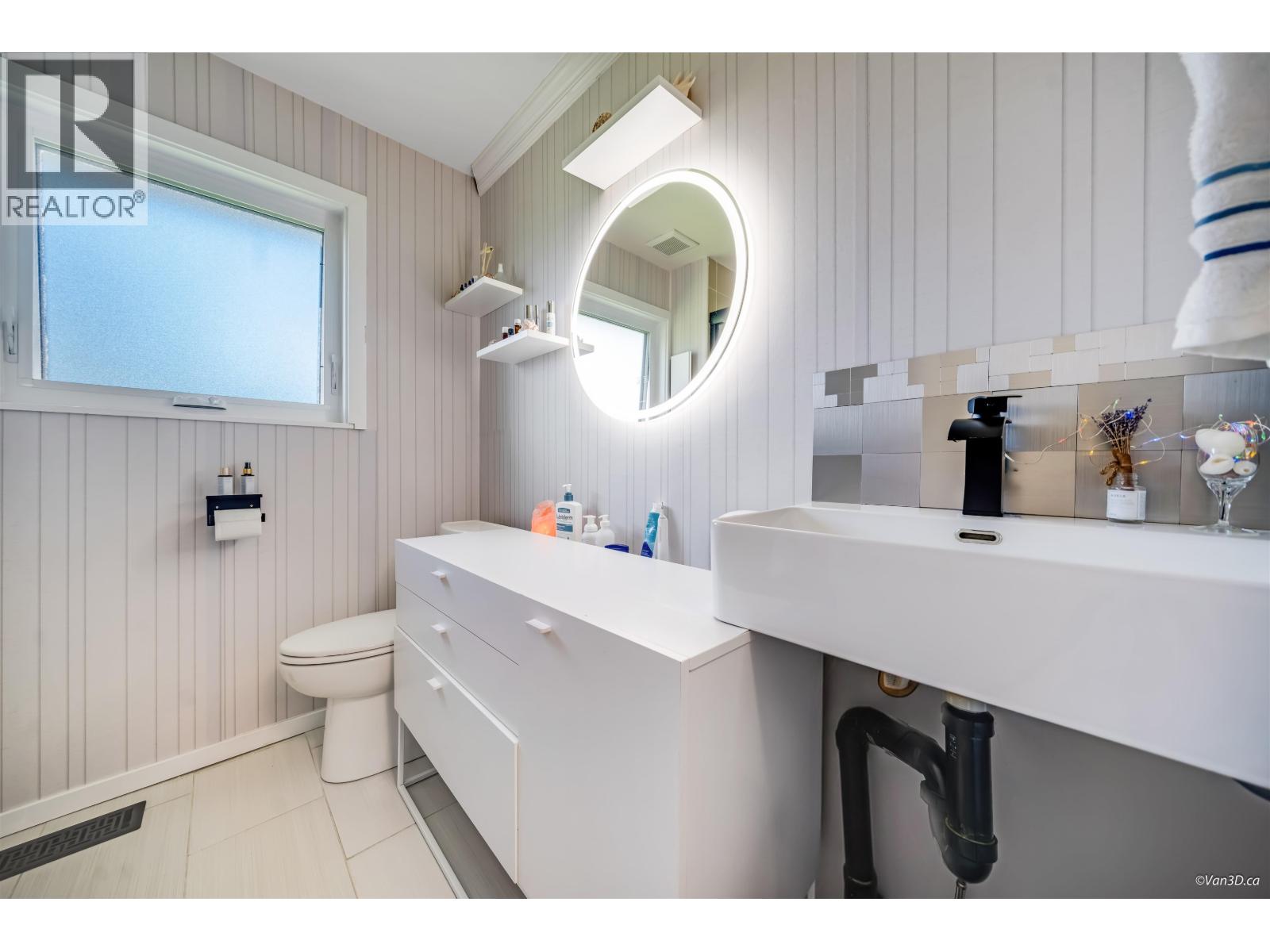 890 Westwood Street, Coquitlam, British Columbia  V3C 3L3 - Photo 16 - R3122036